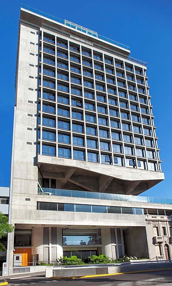 Grand Brizo La Plata