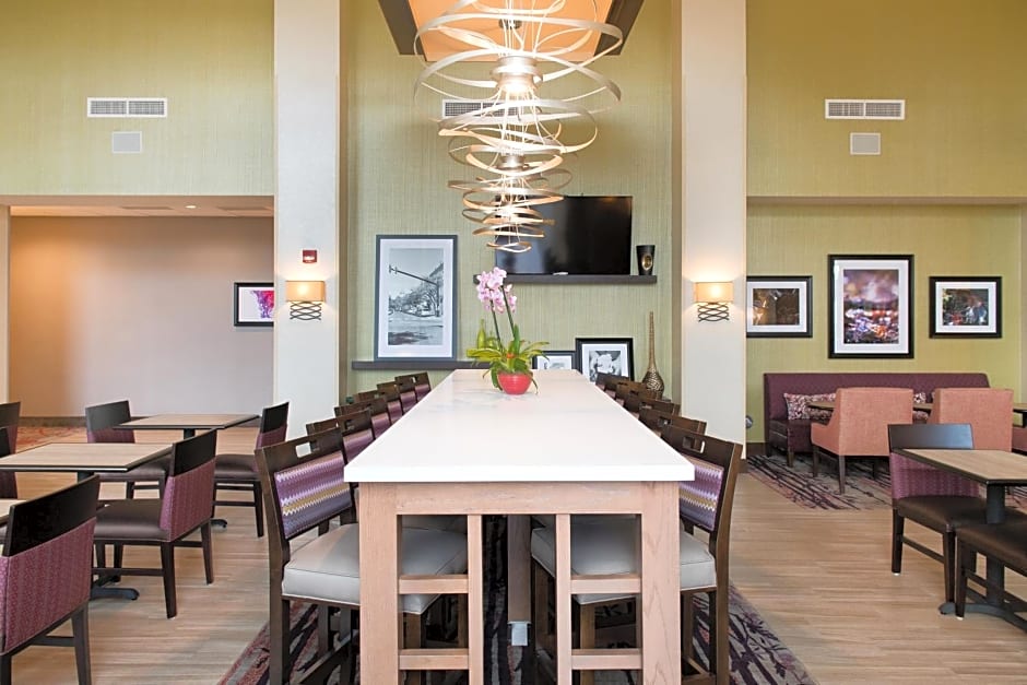 Hampton Inn & Suites Walterboro