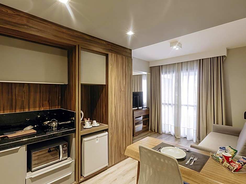 Mercure Curitiba Batel