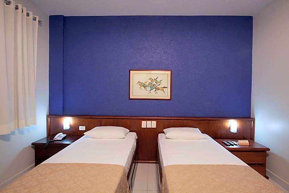 Bristol Exceler Plaza Hotel