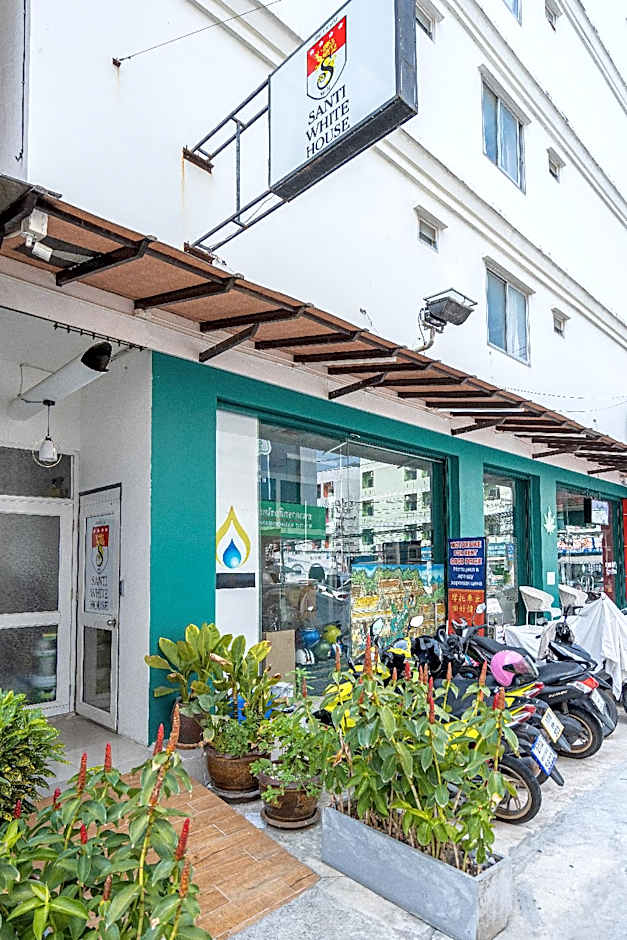 Santi White House Patong