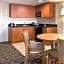 Holiday Inn Hotel & Suites Warren by IHG