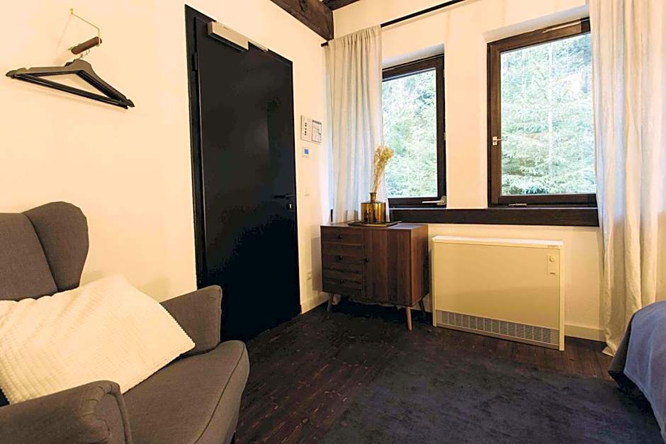 Photo 1 of 6 of Double Room with Private Bathroom