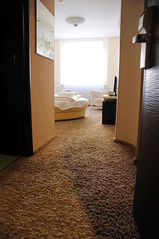 Green Hotel Budapest