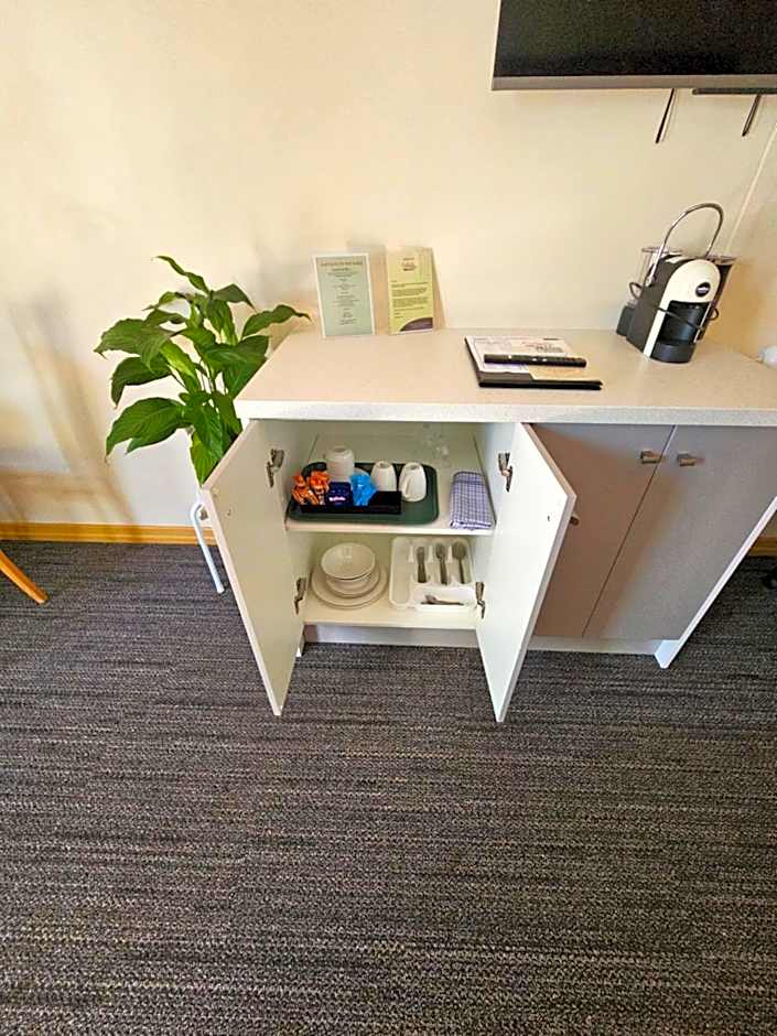 Eastgate on the Range Motel