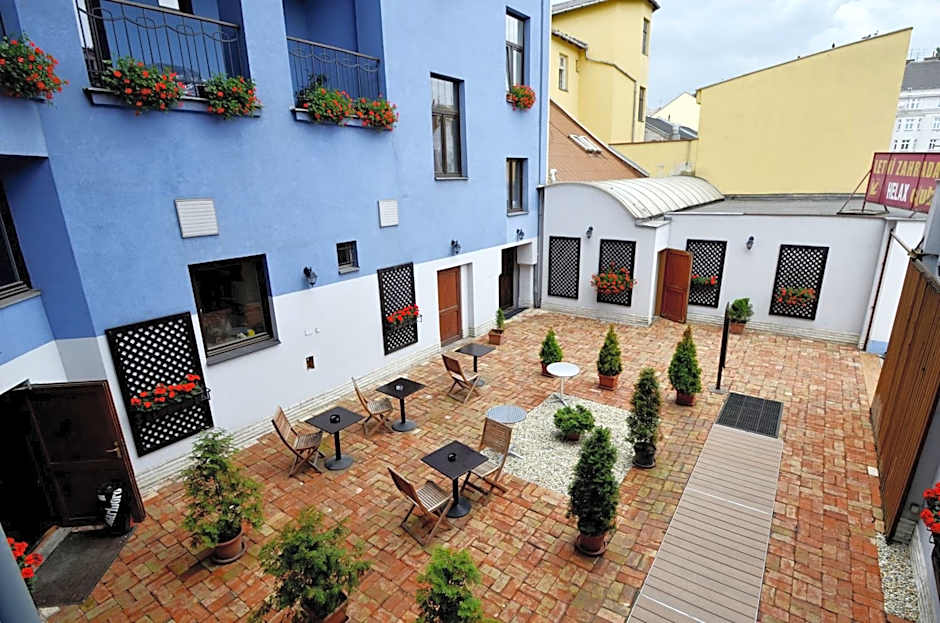 Brioni Boutique Hotel 4*