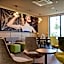 Super 8 by Wyndham Munich City North