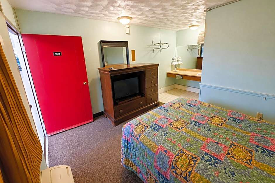 Gray Plaza Motel Benton Rend Lake I-57
