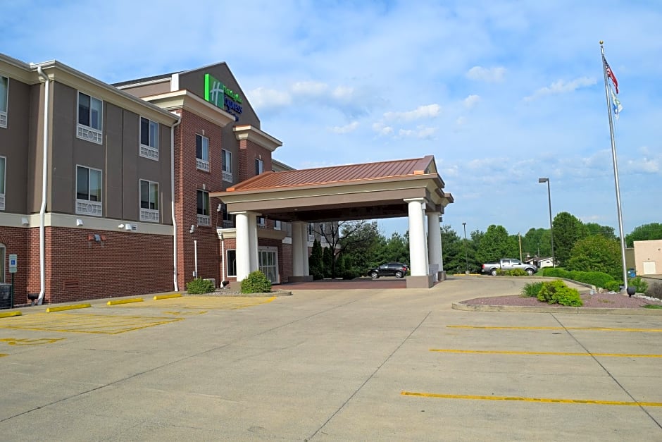 Holiday Inn Express Hotel & Suites Sparta By IHG