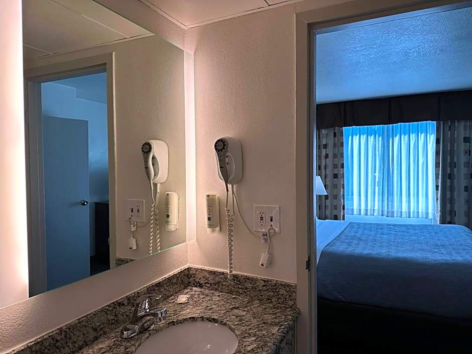 Quality Inn & Suites Everett