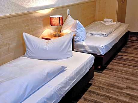 Classic Twin Room