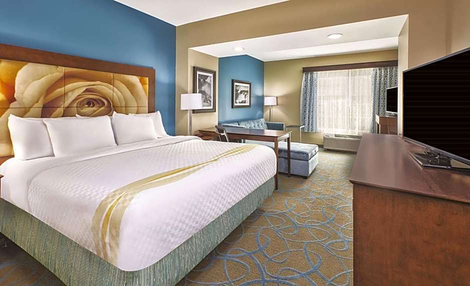 La Quinta Inn & Suites by Wyndham Niagara Falls