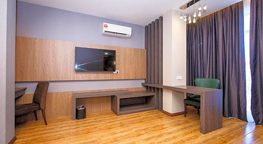 Lintas Platinum Hotel