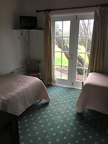 Twin Room with Garden View