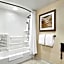 Courtyard by Marriott Newark Downtown