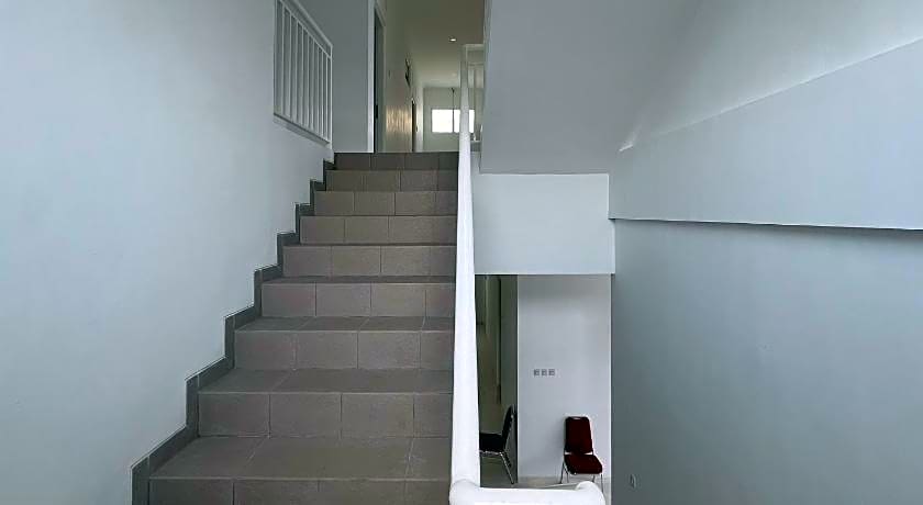 RedDoorz @ Griya Martha Sumber Solo