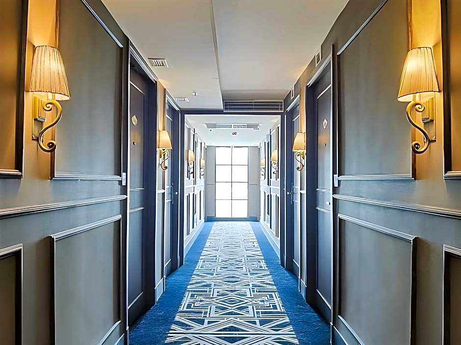 The Coach Hotel Sukhumvit