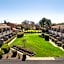 Bathurst Studio Apartments