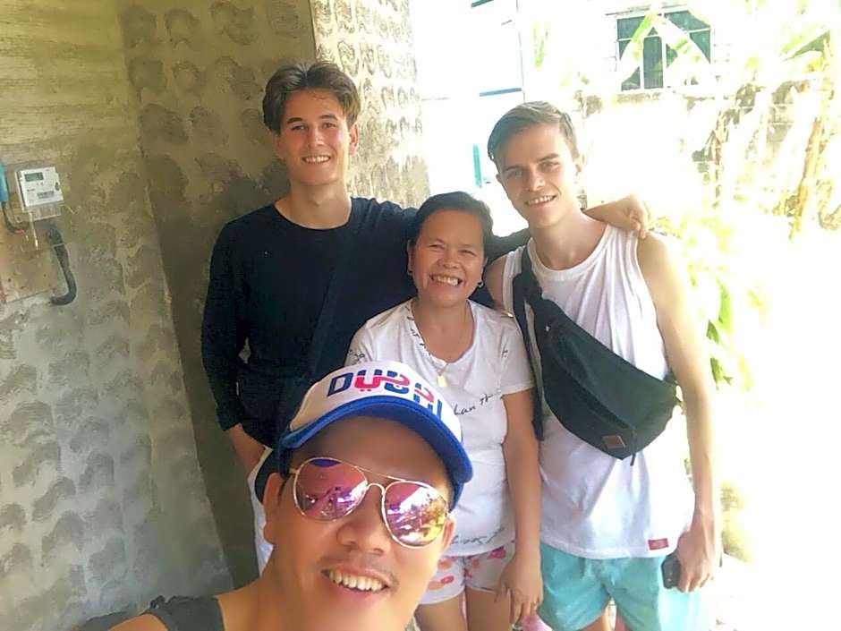 CampSarap Hostel & Resort