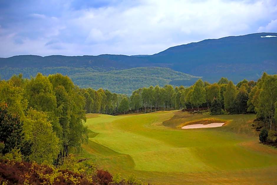 Macdonald Highlands Hotel