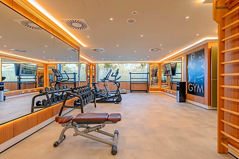 Ribera De Triana Hotel