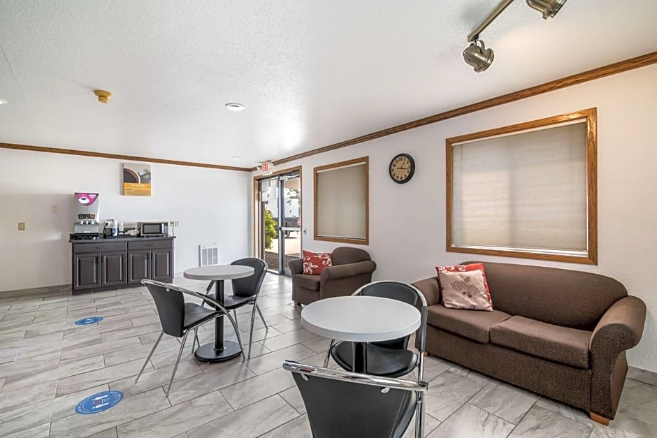 Motel 6-Fargo, ND - South