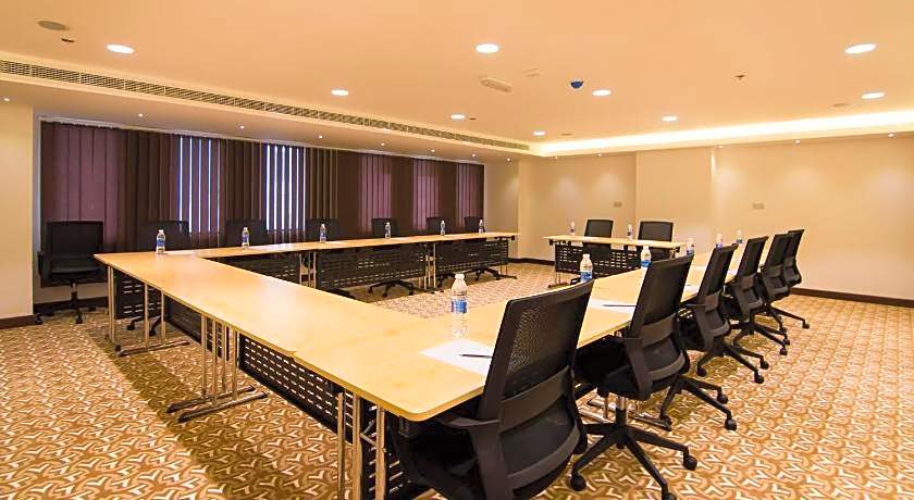 City Park Hotel Apartments