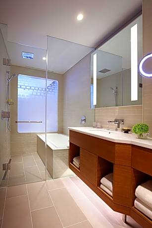 2 Twin Beds With Club Access West Tower