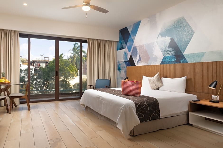 Hotel Lahun Suites Playa del Carmen