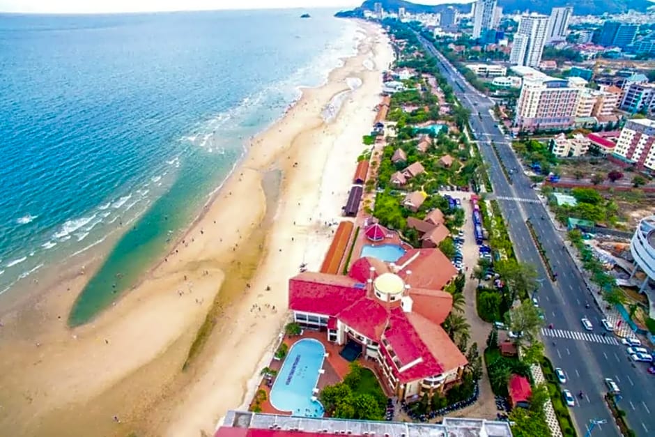 Quang Anh Hotel by The Moment