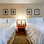 Allure Hotel & Conference Center