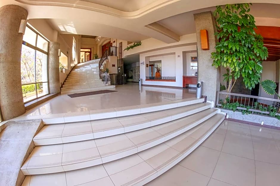 Hotel Fortin Plaza
