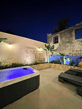 Midgard Suites (Medieval Town)