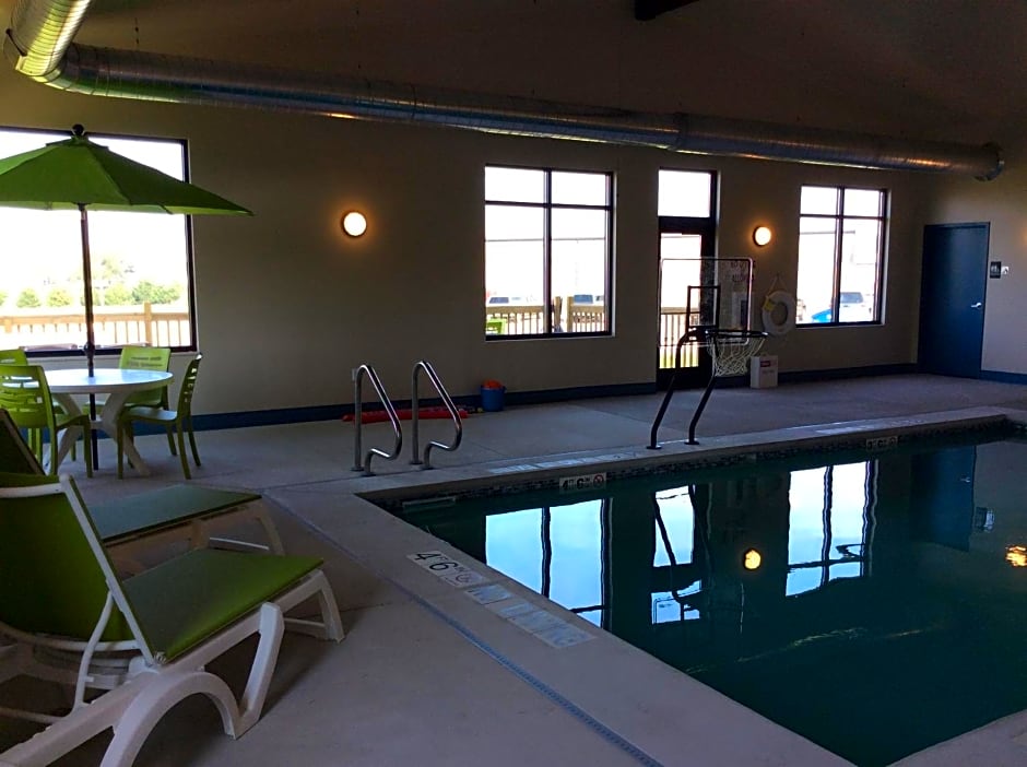 Scenic Shore Inn