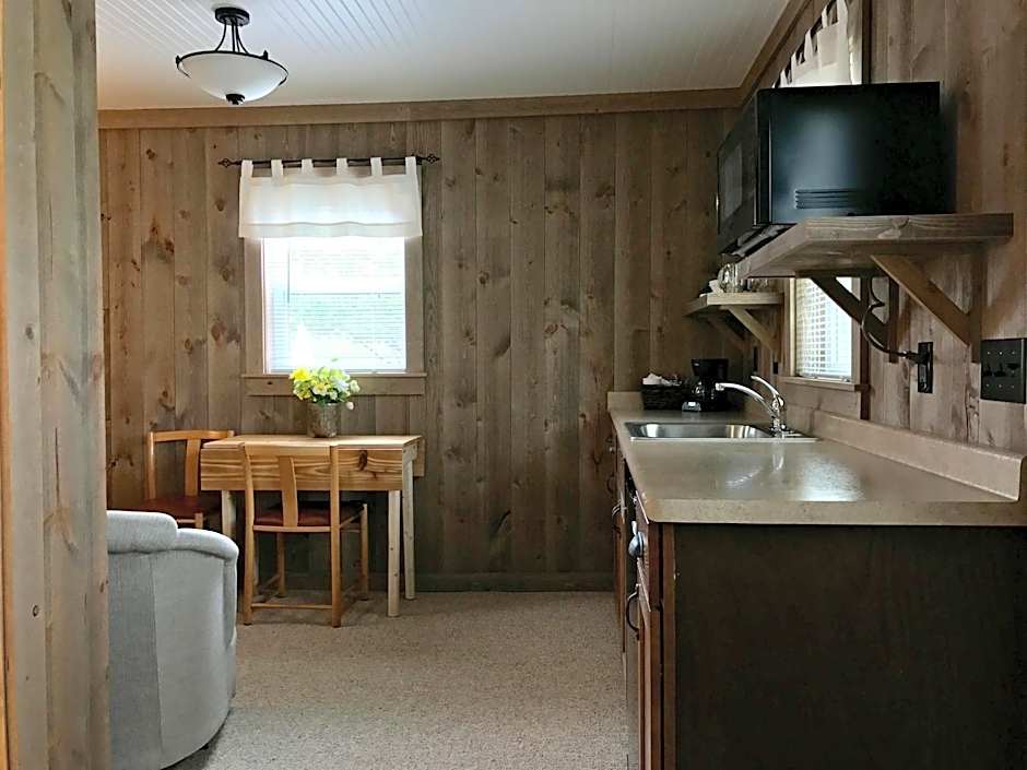 Cedar Ridge Cabins