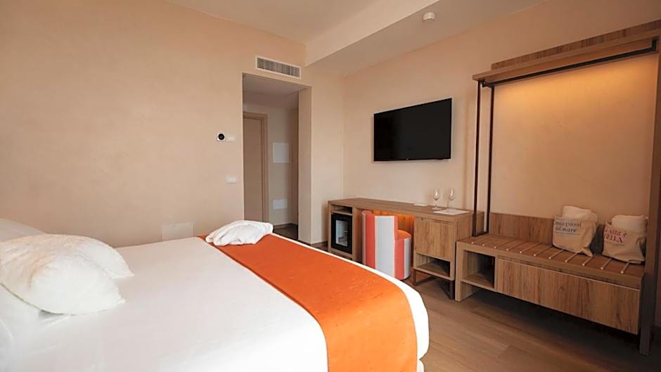 Beach Hotel Terracotta