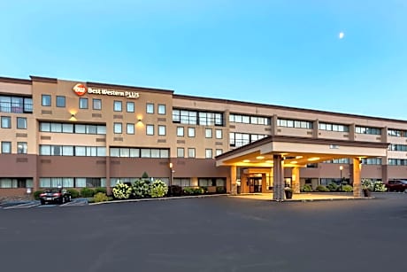 Best Western Plus Reading Inn & Suites
