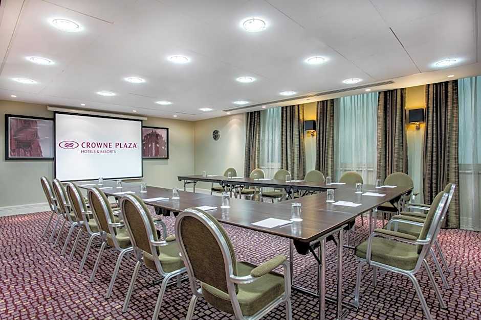 Crowne Plaza London Ealing By IHG