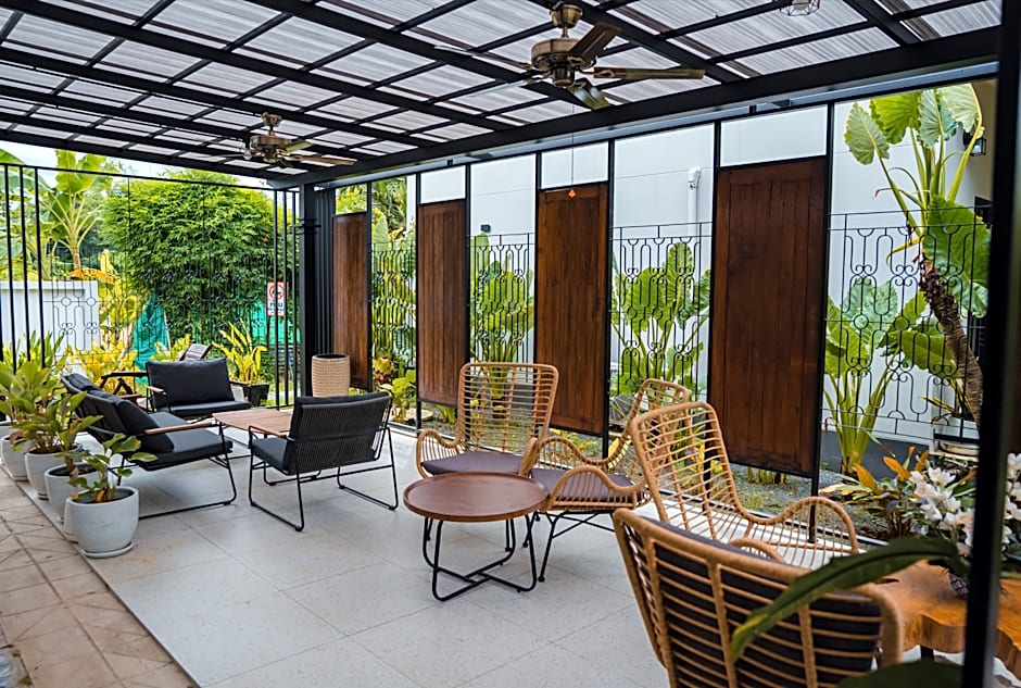 Trat Tara Boutique Hotel