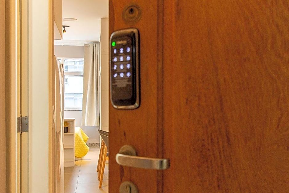 Copacabana Moderno studio