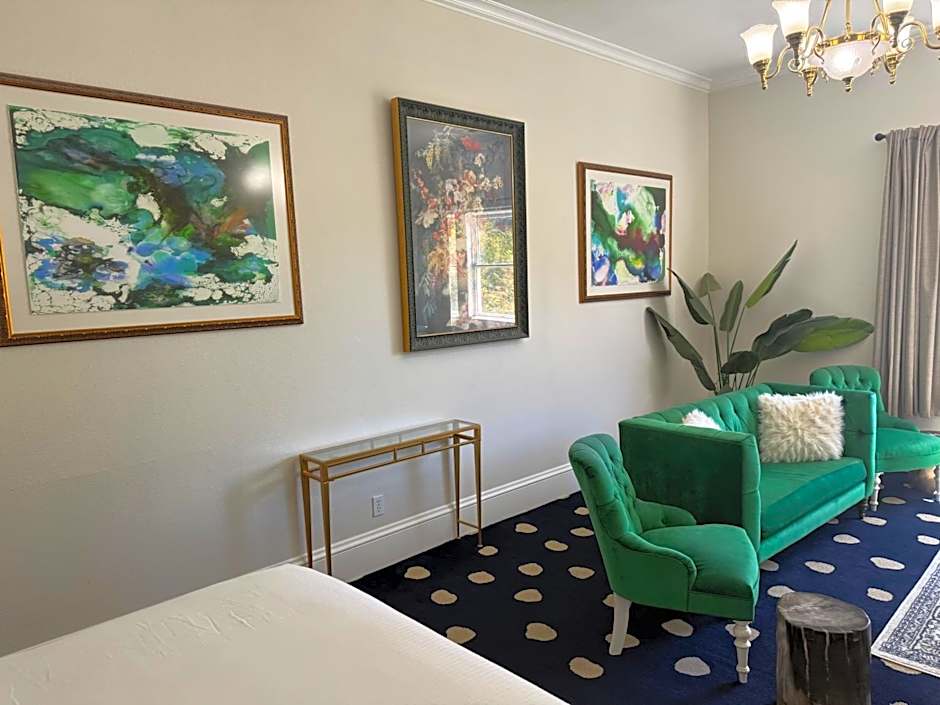 The Sterling Hotel