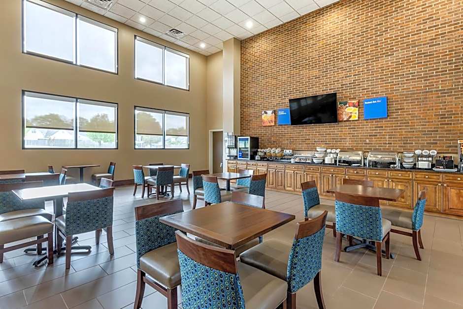 Comfort Inn Warner Robins - Robins Air Force Base Area