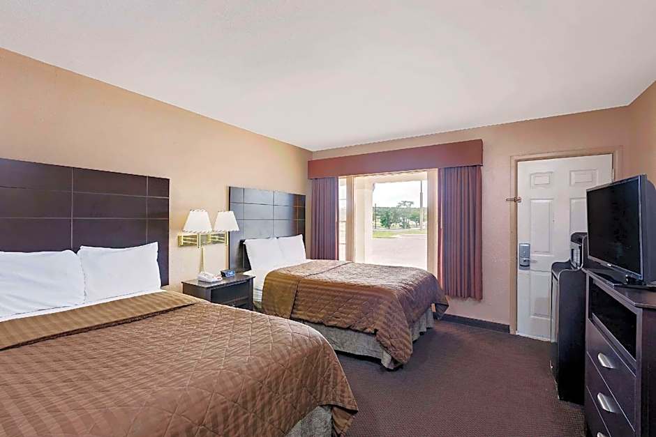 Travelodge by Wyndham Ozona