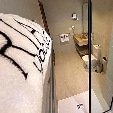 Prestige Room