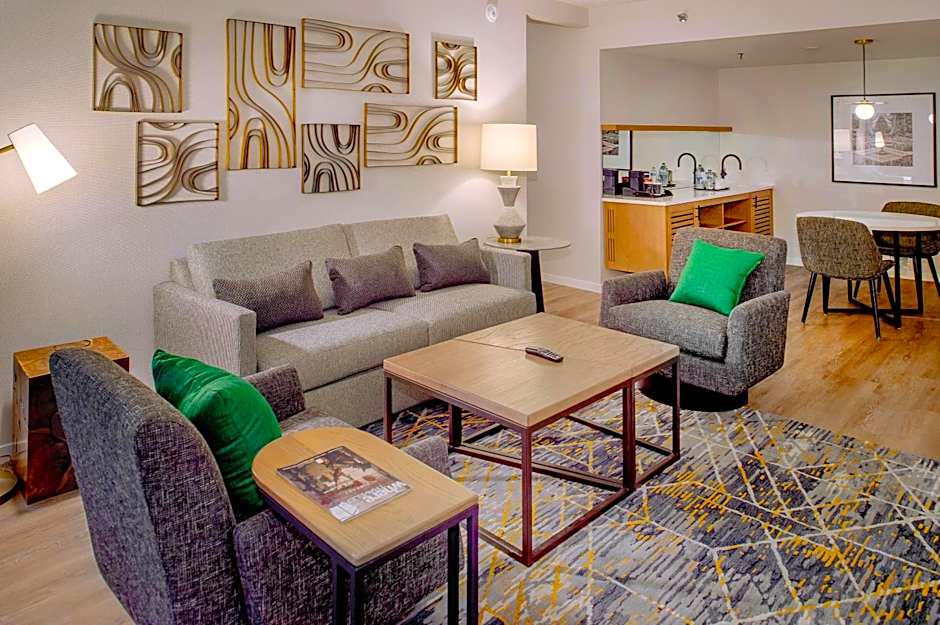 Sheraton Westport Plaza Hotel St. Louis