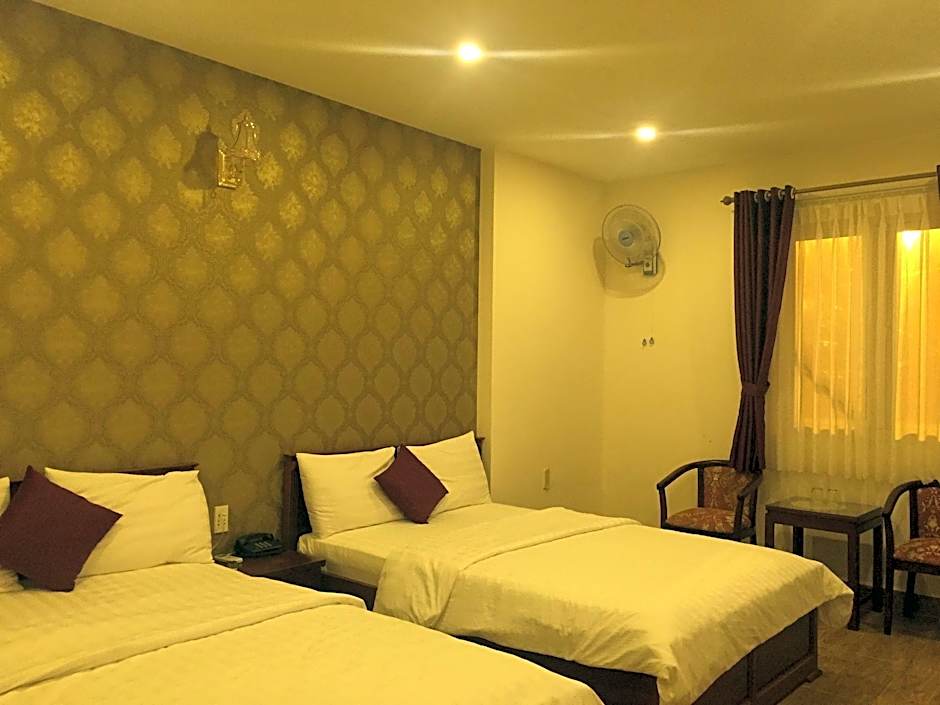 Huy Hoang Hotel - Tan Binh