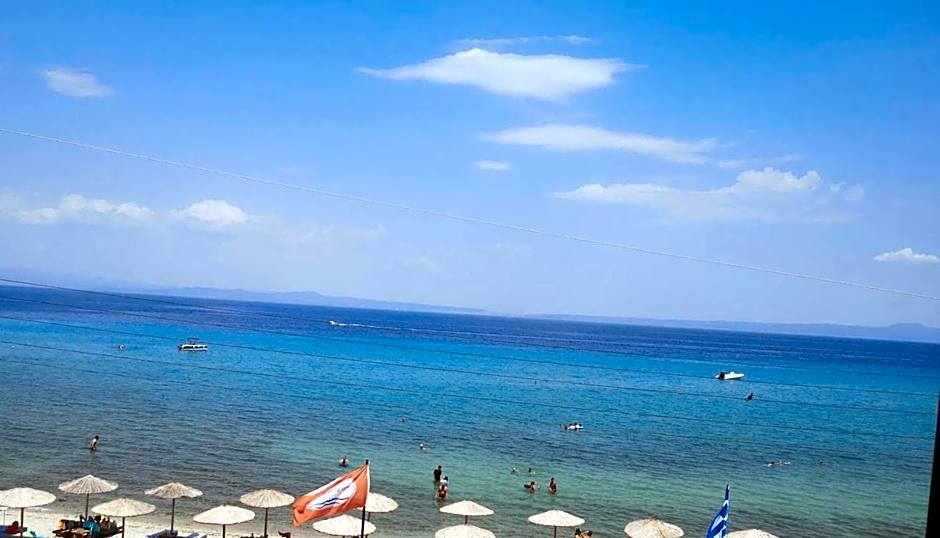 Polychrono Beach Hotel