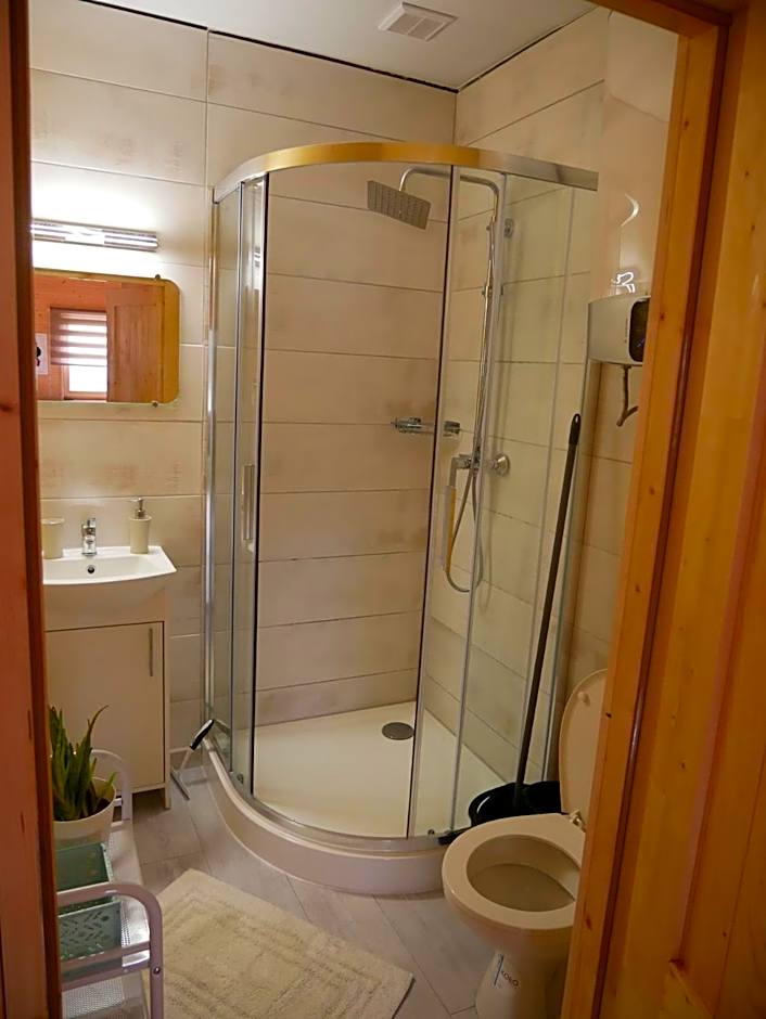 Kaszubskie Wzgórze - Całoroczne Domki Drewniane