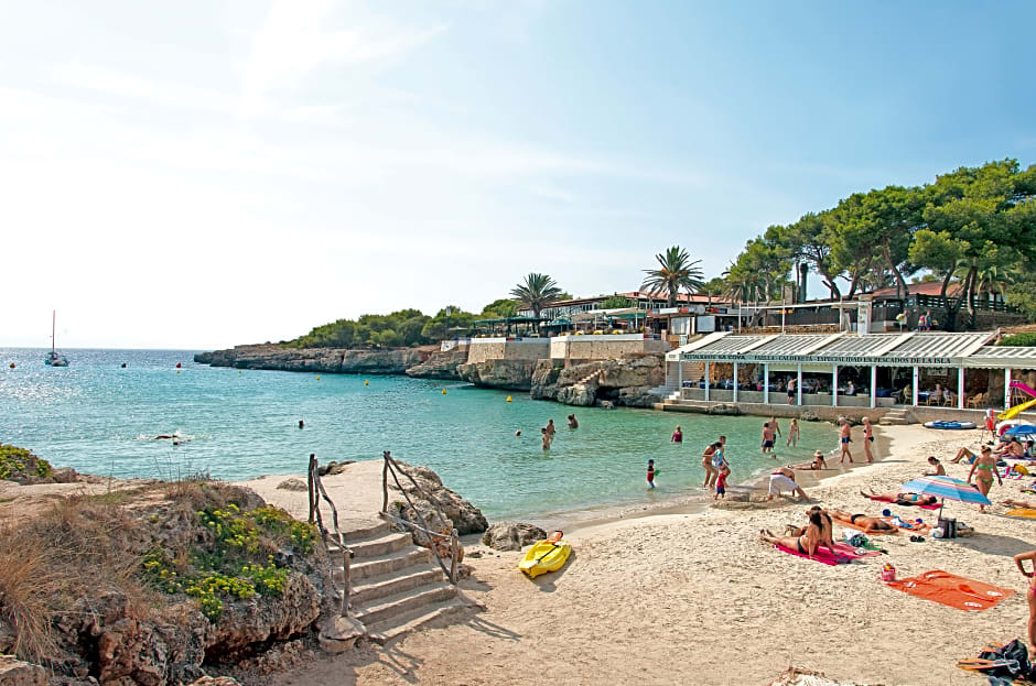 Cala Blanca Apartamentos