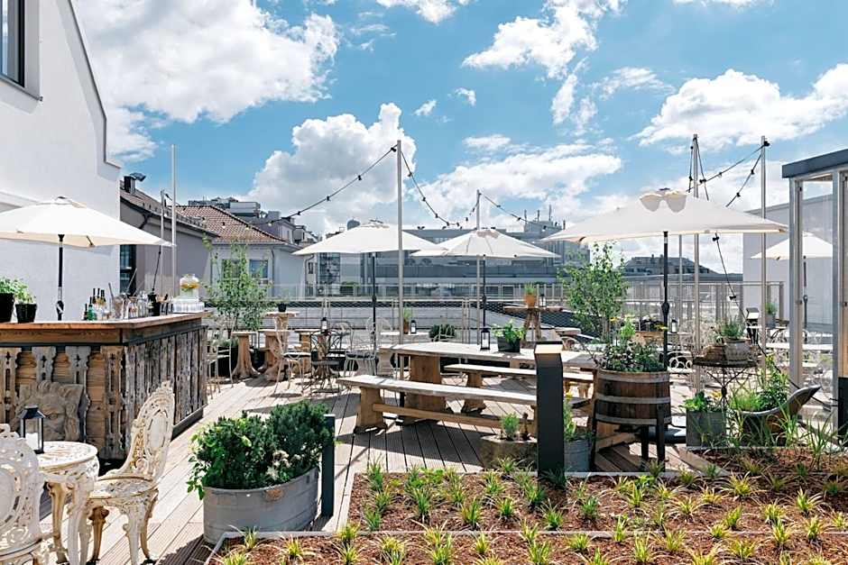 Ruby Rosi Hotel Munich